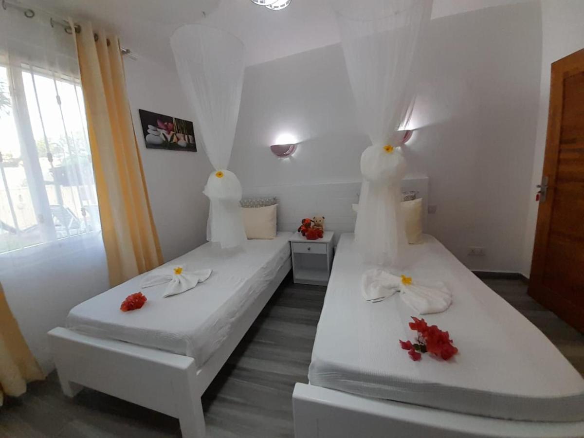 Villa Santa Avec Piscine Et Jardin Pointe aux Piments Dış mekan fotoğraf